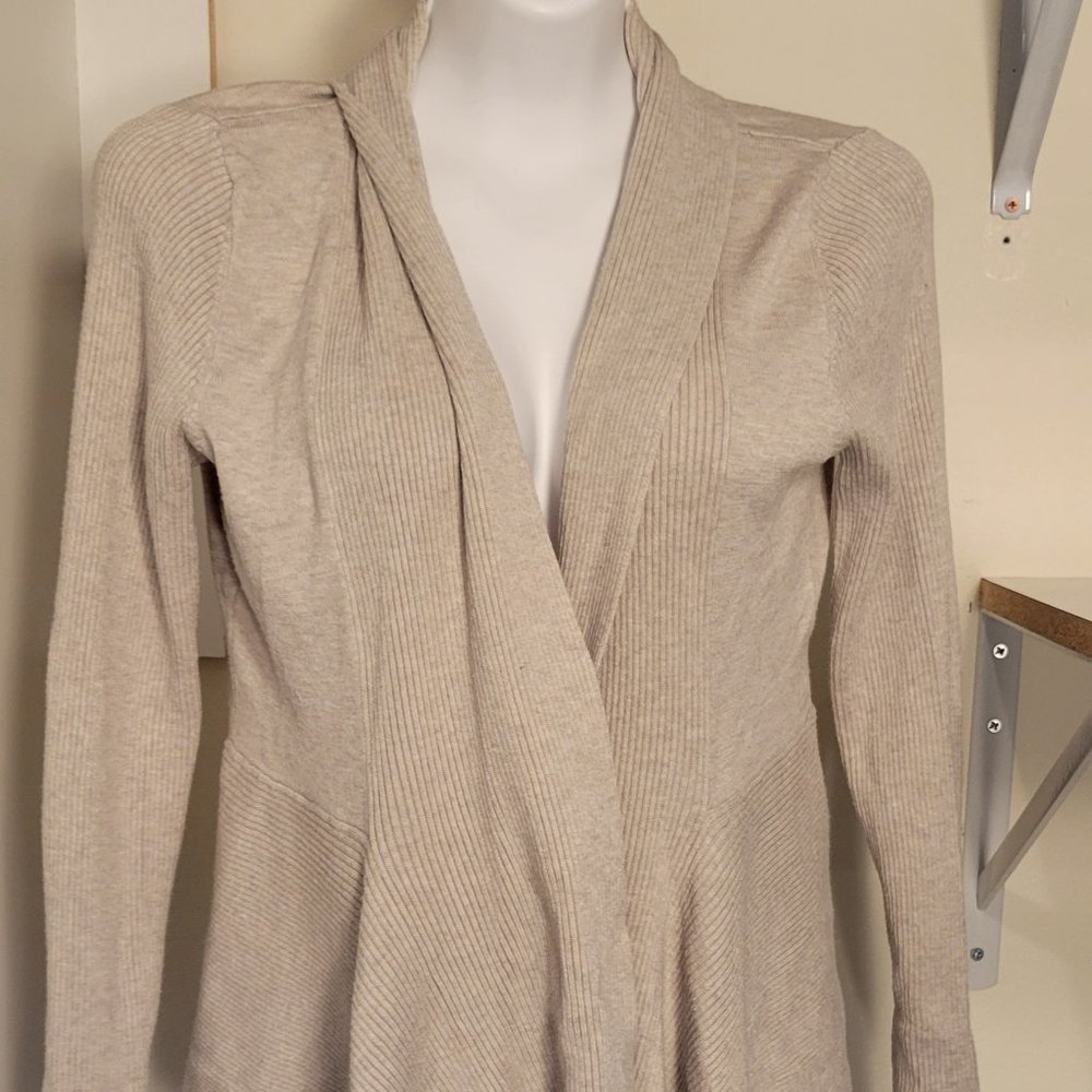 Cream flowy cardigan